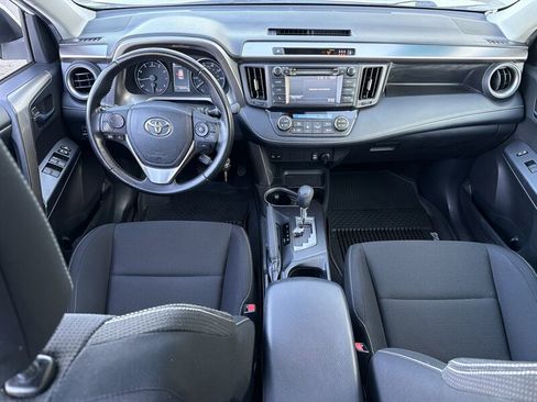 Used 2018 Toyota RAV4 XLE w/ All Weather Liner Package FWD image 11