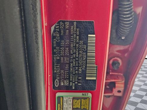 Certified 2024 Hyundai Elantra SEL w/ Convenience Package FWD image 34