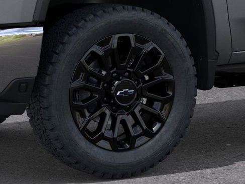 New 2026 Chevrolet Silverado 2500 LTZ w/ LTZ Premium Package AWD/4WD image 9