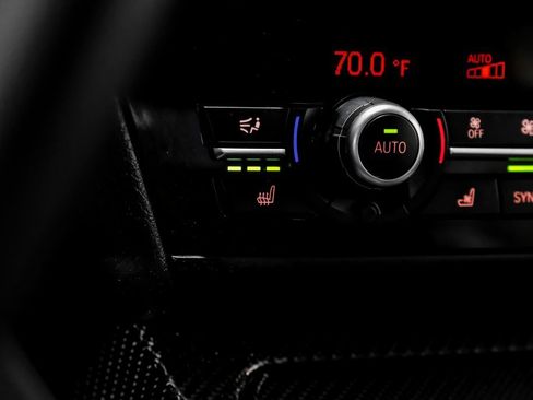 Used 2017 BMW M6 Coupe image 18