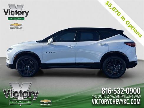 Used 2024 Chevrolet Blazer RS w/ Driver Confidence II Package image 3