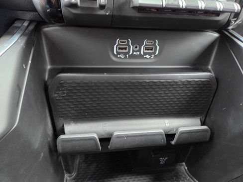 Used 2024 RAM 2500 Big Horn w/ Level 2 Equipment Group image 18