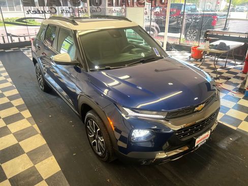 Used 2023 Chevrolet TrailBlazer ACTIV w/ Sun and Liftgate Package AWD/4WD image 16