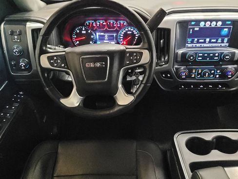 Used 2018 GMC Sierra 1500 SLT w/ SLT Premium Package AWD/4WD image 22