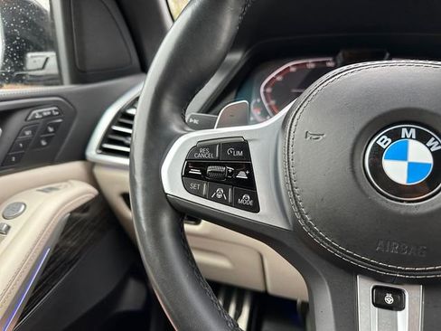 Used 2022 BMW X7 xDrive40i w/ M Sport Package image 24