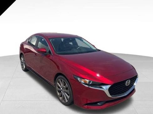 Used 2019 MAZDA MAZDA3 Sedan w/ Preferred Package image 1