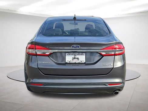 Used 2018 Ford Fusion S image 6