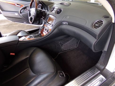 Used 2007 Mercedes-Benz SL 550 image 20