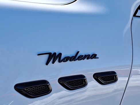 New 2026 Maserati Grecale Modena image 26