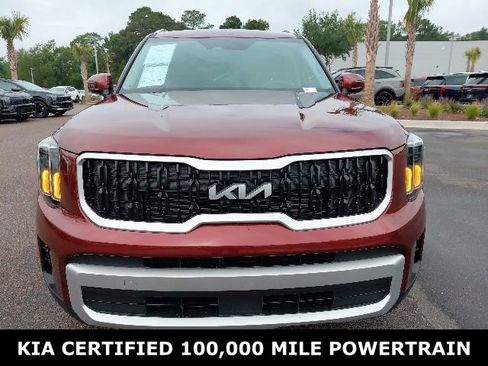 Certified 2024 Kia Telluride EX w/ EX Captain's Chair Package FWD image 2