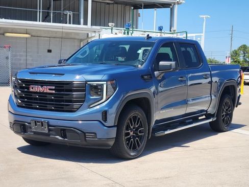 Used 2024 GMC Sierra 1500 Pro w/ Graphite Edition RWD image 3
