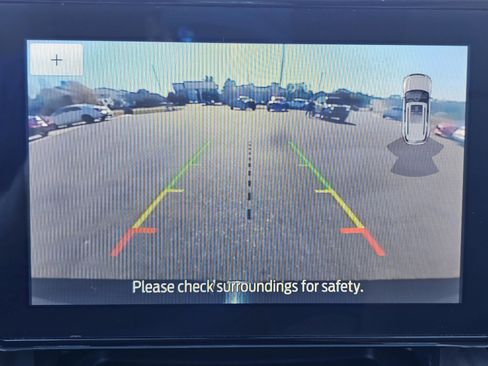 Used 2021 Ford Explorer 2WD image 13