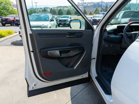 New 2026 Kia EV9 Wind image 18