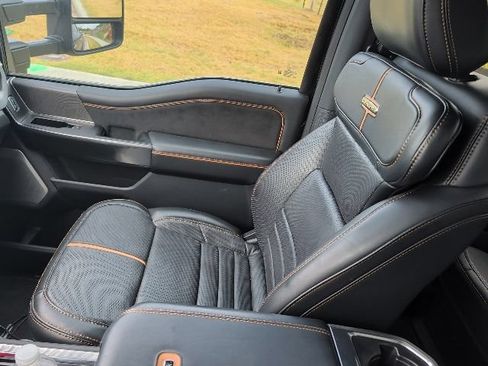 Used 2024 Ford F250 Platinum AWD/4WD image 27