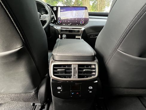Used 2024 Lexus RX 350h w/ Convenience Package AWD/4WD image 37
