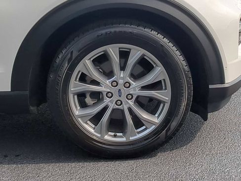 Used 2020 Ford Explorer XLT w/ Equipment Group 202A RWD image 10