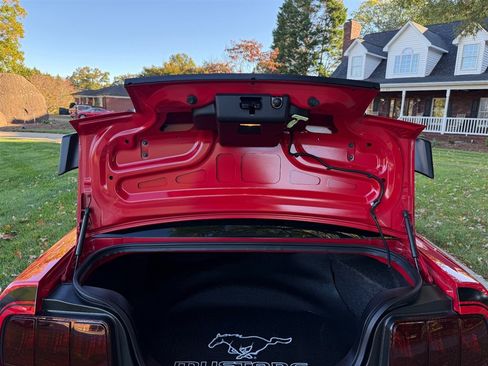 Used 2006 Ford Mustang GT image 52