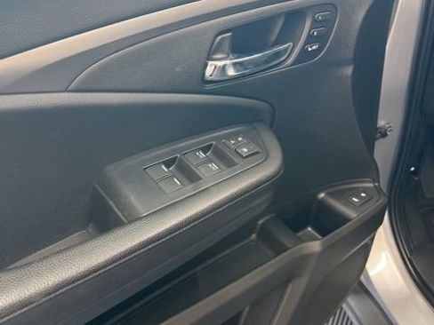 Used 2019 Honda Passport EX-L image 7