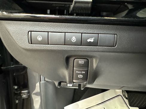 Certified 2025 Nissan Murano SL w/ Cargo Package AWD/4WD image 23