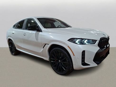 Certified 2024 BMW X6 M60i w/ Dynamic Handling Package image 3