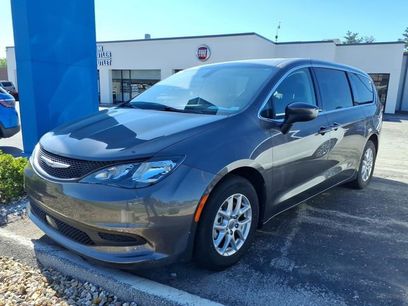 Used 2022 Chrysler Voyager LX