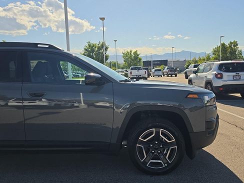 New 2026 Jeep Cherokee Laredo AWD/4WD image 11