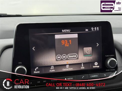 Used 2024 Nissan Rogue SV image 28