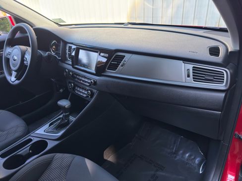 Used 2019 Kia Niro LX FWD image 13