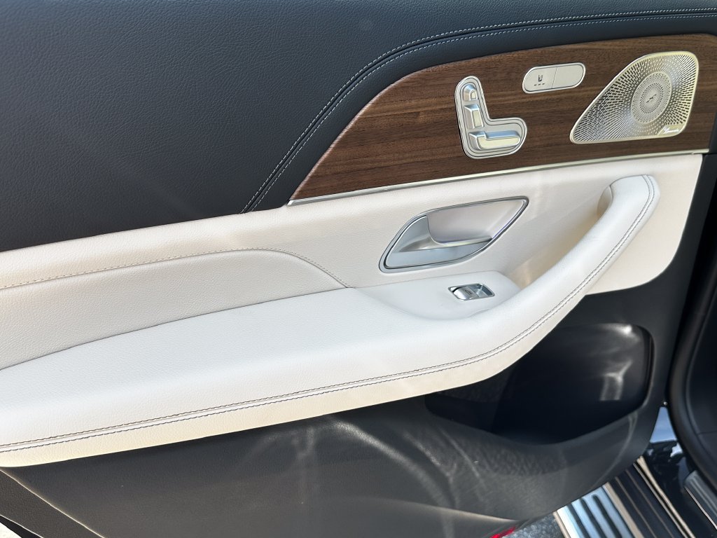 New 2026 Mercedes-Benz GLS 450 4MATIC image 23