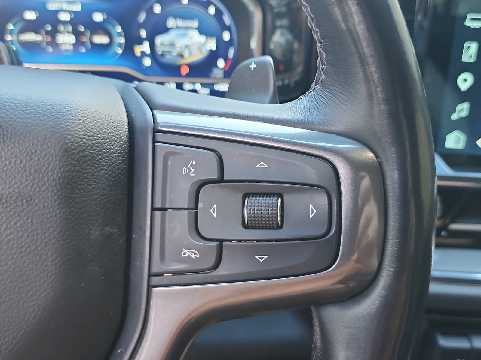 Used 2023 Chevrolet Silverado 1500 High Country AWD/4WD image 21