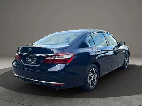 Used 2016 Honda Accord LX image 4