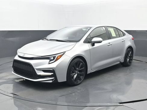 Used 2026 Toyota Corolla SE w/ SE Premium Package AWD/4WD image 21