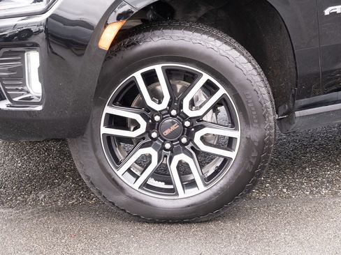 Used 2023 GMC Yukon AT4 w/ AT4 Premium Plus Package image 24