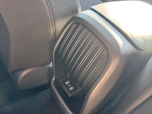 Used 2025 Hyundai Kona SE FWD image 14