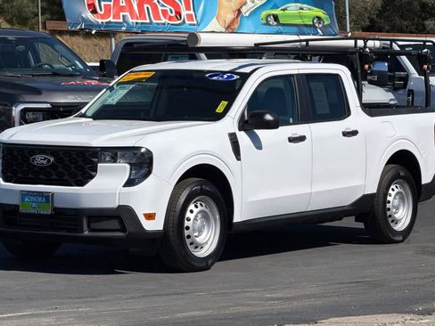 Used 2025 Ford Maverick XLT w/ Equipment Group 302A image 8