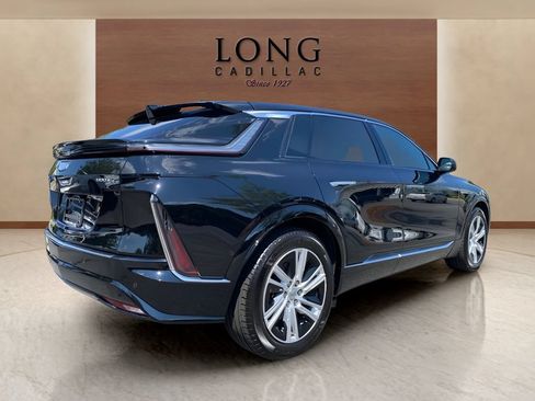 Used 2024 Cadillac Lyriq Tech w/ Driver Assist Package AWD/4WD image 5