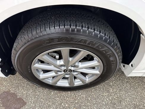 Certified 2024 MAZDA CX-5 AWD 2.5 S w/ Preferred Package image 11