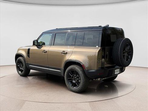 New 2026 Land Rover Defender 110 S AWD/4WD image 3