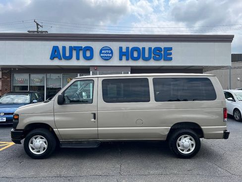Used 2013 Ford E-350 and Econoline 350 XL RWD image 8