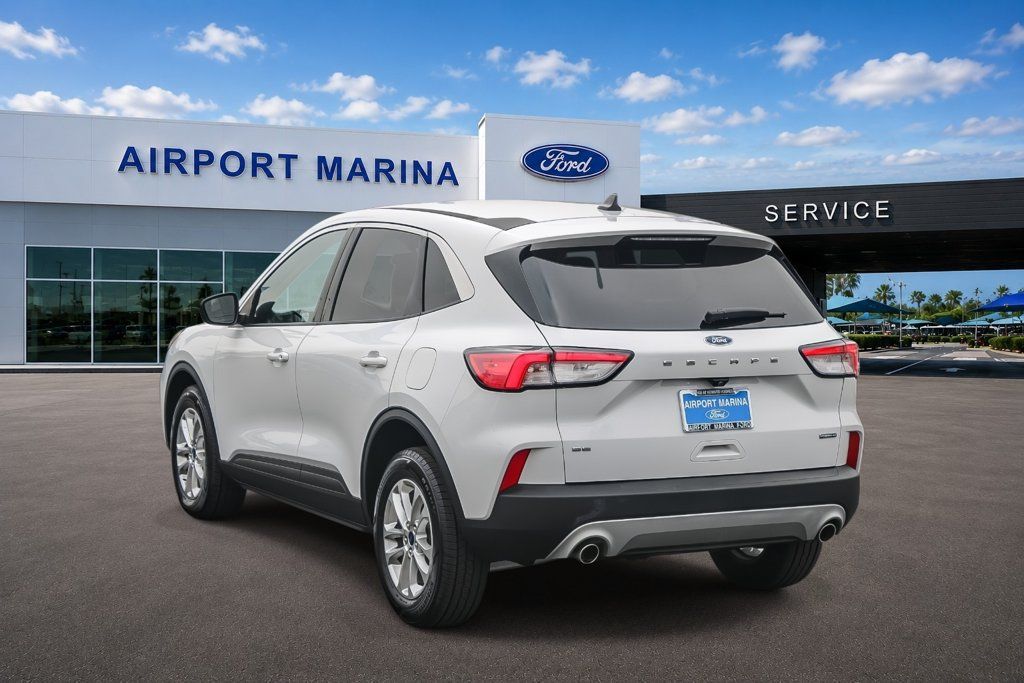 Used 2022 Ford Escape SE AWD/4WD image 5