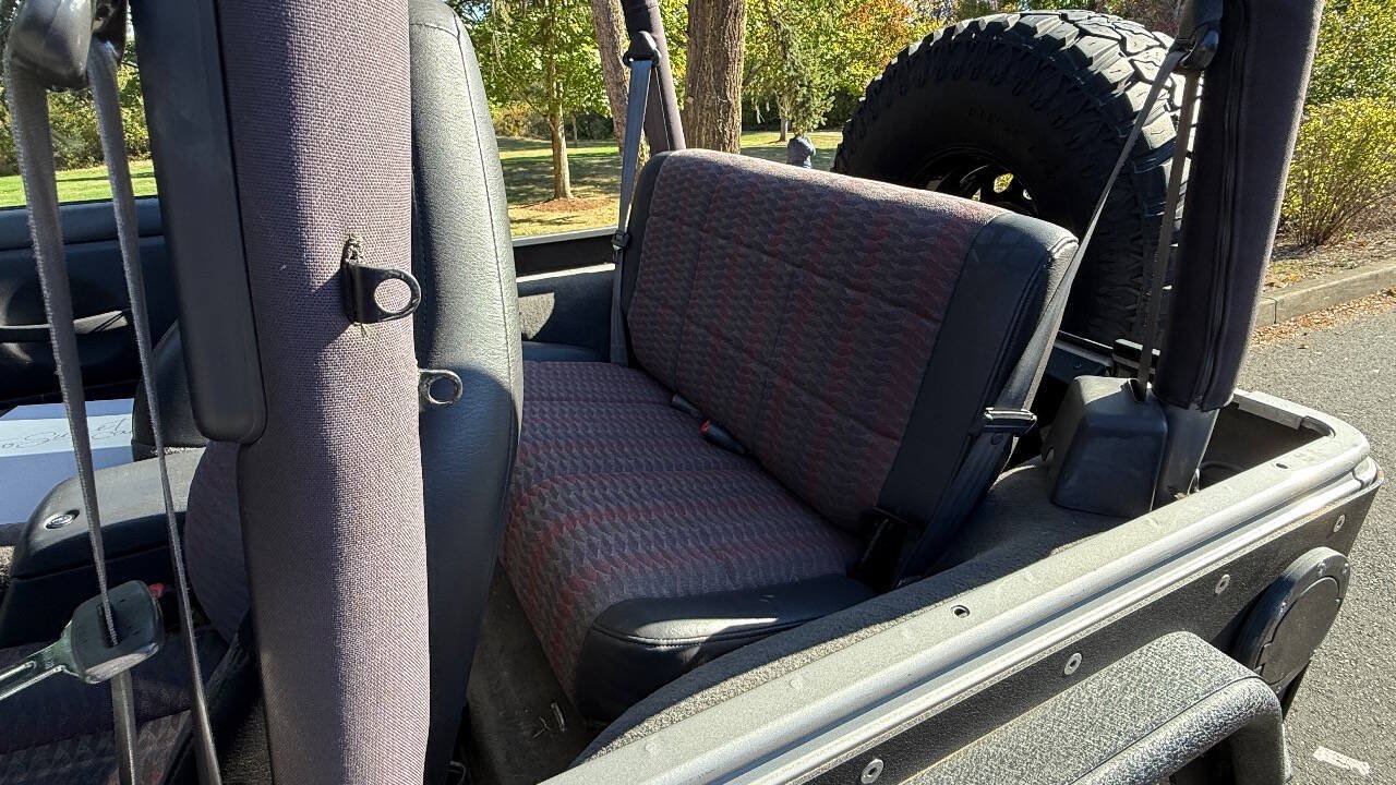 Used 2000 Jeep Wrangler Sport AWD/4WD image 36