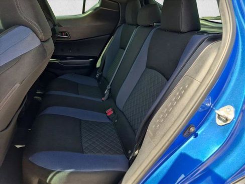 Used 2020 Toyota C-HR XLE FWD image 18
