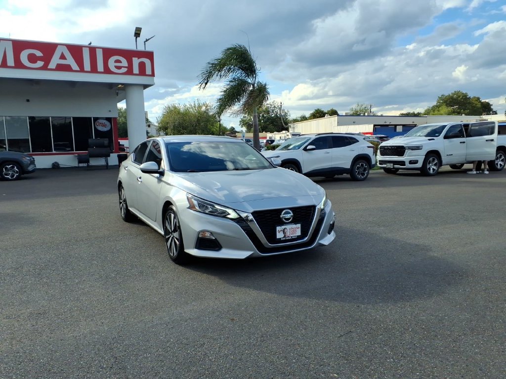 Used 2022 Nissan Altima 2.5 SV FWD image 7