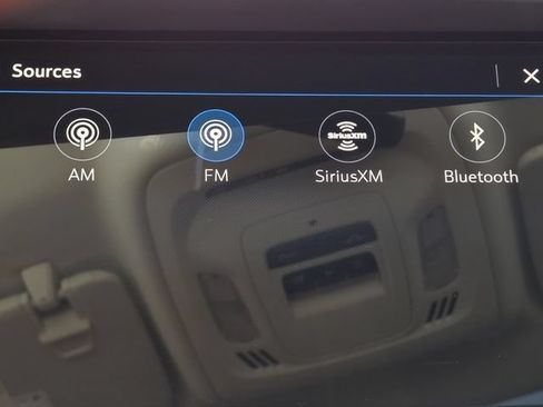 Used 2021 Buick Envision Essence w/ Sport Touring Package FWD image 30