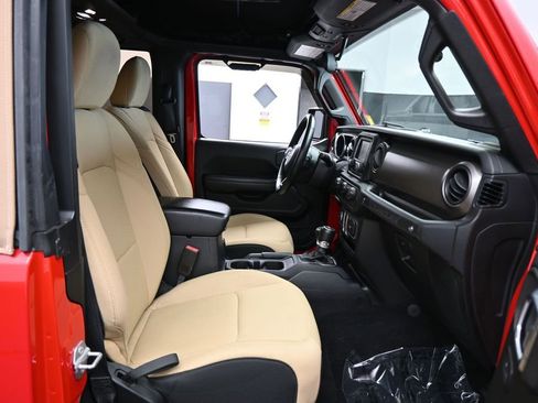 Used 2019 Jeep Wrangler Sport AWD/4WD image 44