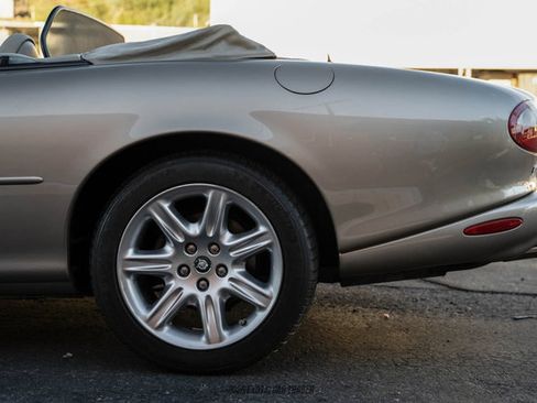 Used 2000 Jaguar XK8 Convertible RWD image 5