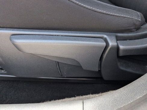 Used 2025 Nissan Sentra SV FWD image 14