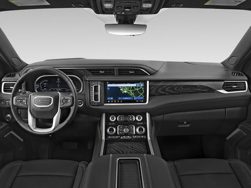 Used 2024 GMC Yukon XL Denali w/ Advanced Technology Package AWD/4WD image 8