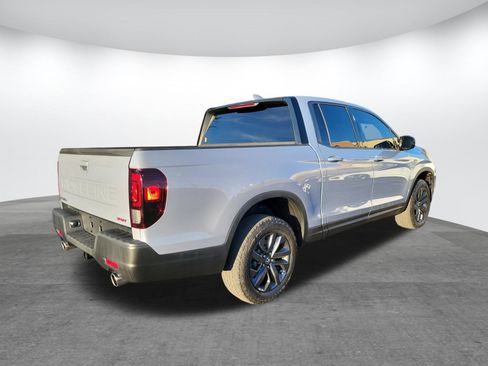 Used 2024 Honda Ridgeline Sport image 19