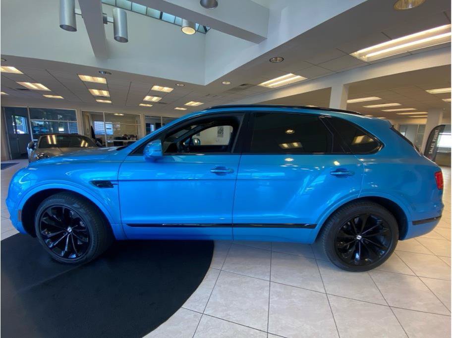 Used 2020 Bentley Bentayga AWD/4WD image 2